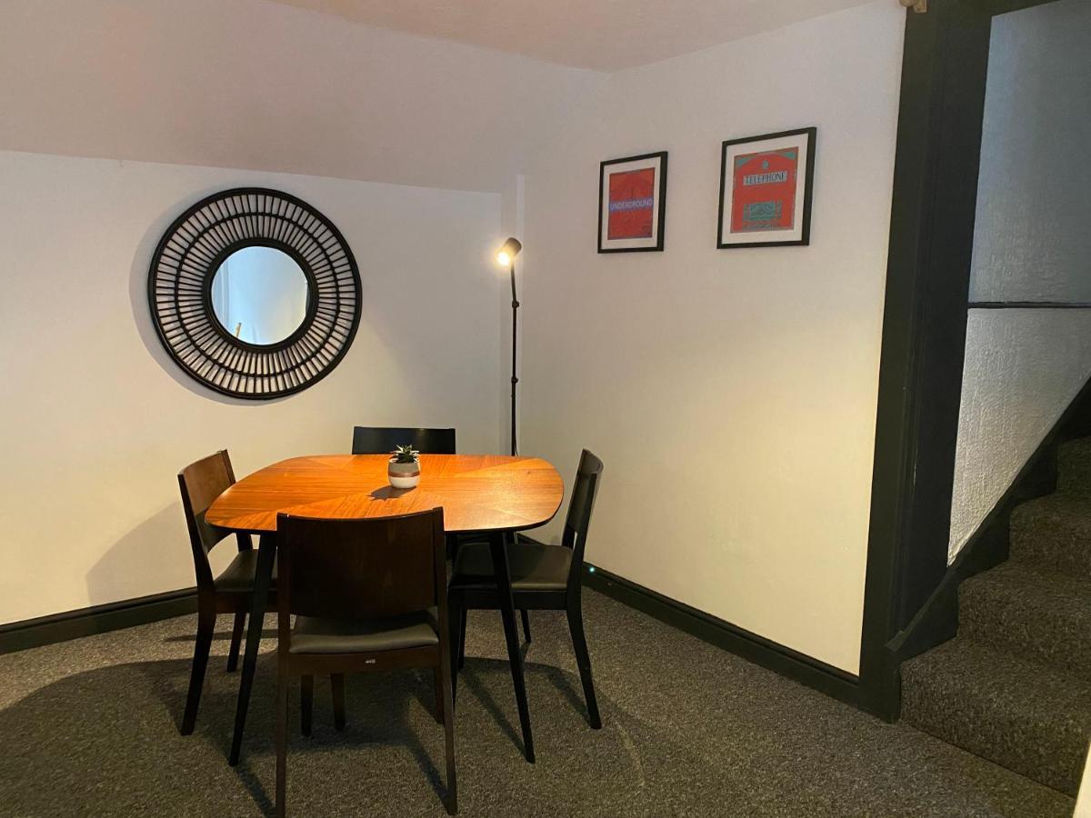 Gorgeous Town Center 3 Bedroom Self Contained Apartment For 1-5 People Harrogate Exterior foto